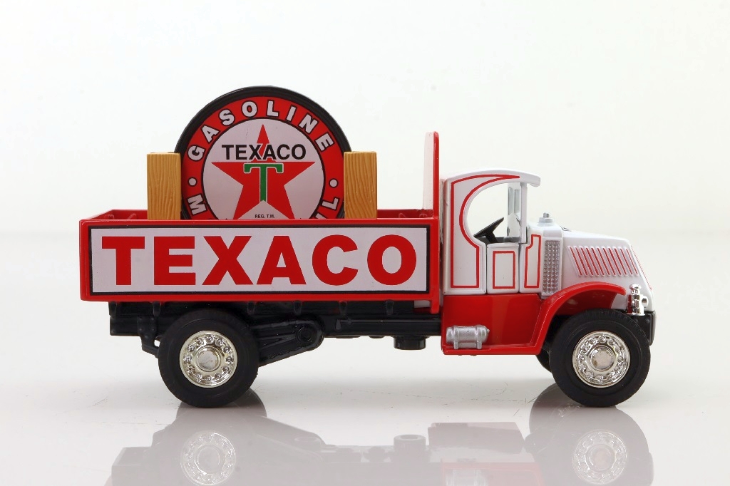 Matchbox Collectibles 92123; 1920 Mack AC Truck Texaco